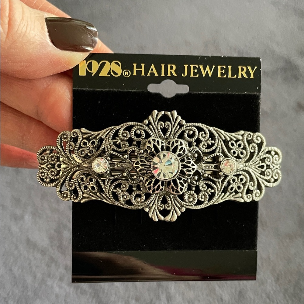 1928 Silver Filigree Hair Clip